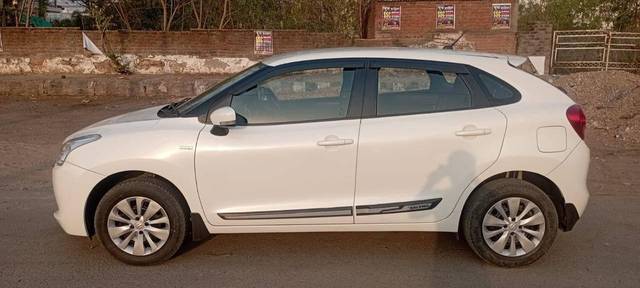 https://images10.gaadi.com/usedcar_image/4618086/original/processed_1a38fc22-52e7-4090-875a-926fe0740cb4.jpg?imwidth=6402