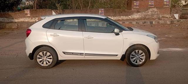 https://images10.gaadi.com/usedcar_image/4618086/original/processed_cc67d4cb-447c-4449-84e4-e8175c5b17d6.jpg?imwidth=6401