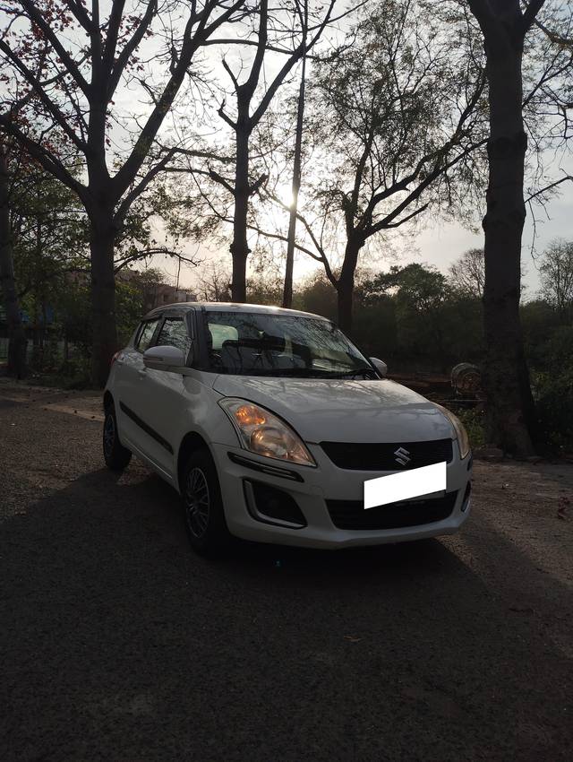 https://images10.gaadi.com/usedcar_image/4618087/original/processed_d68d4c8cccff87d0220536a3ec06f60f.jpg?imwidth=6400