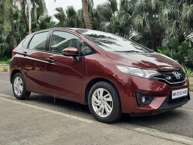 https://images10.gaadi.com/usedcar_image/4618089/original/processed_9c2a5cc371839575569afcaeb0c24336.jpg?imwidth=6400