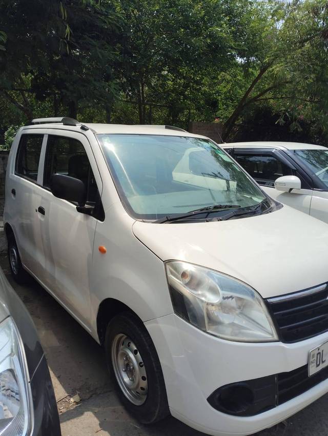 https://images10.gaadi.com/usedcar_image/4618092/original/processed_d32f25ebe1007a39318c366660766a29.jpg?imwidth=6400