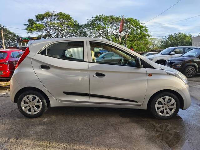 https://images10.gaadi.com/usedcar_image/4618102/original/processed_97da60262978efa4a699ed5ba598a0e4.jpeg?imwidth=6401
