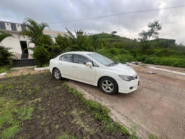 https://images10.gaadi.com/usedcar_image/4618106/original/processed_fa0288eb-95ca-45df-bcb4-95136ad6c878.jpg?imwidth=6400