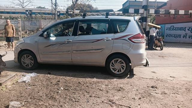 https://images10.gaadi.com/usedcar_image/4618118/original/processed_910e6039-8d9f-4323-9ab6-673b94046b66.jpg?imwidth=6401
