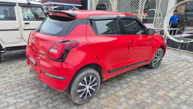 https://images10.gaadi.com/usedcar_image/4618169/original/d80dc1ac-8495-4a6e-893a-a78caccfd9dd.png?imwidth=6401