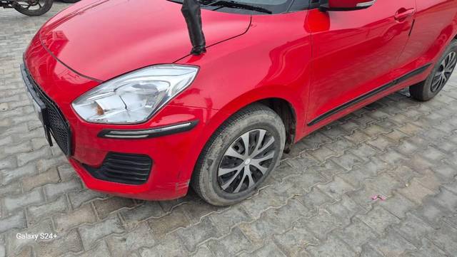 https://images10.gaadi.com/usedcar_image/4618169/original/processed_866d71cb-a63c-49a6-b35b-3df84b0c454b.jpg?imwidth=6402