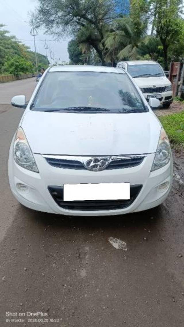 https://images10.gaadi.com/usedcar_image/4618171/original/processed_34aa3217-bb79-4fd3-9319-b7dd018f914a.jpg?imwidth=6400