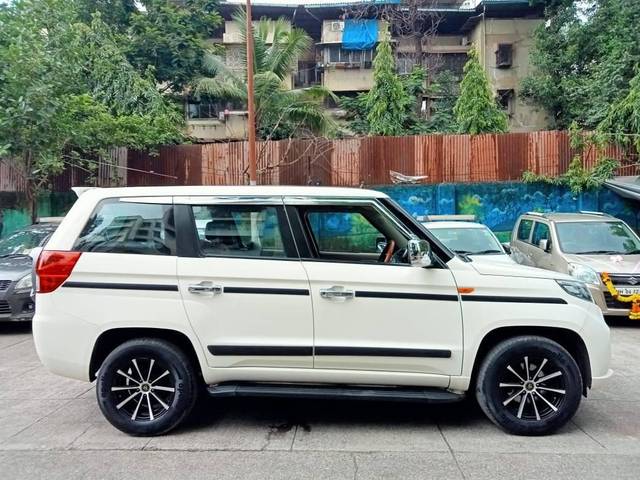 https://images10.gaadi.com/usedcar_image/4618178/original/processed_32a911f10bad811eed11ef7828a46dd1.jpeg?imwidth=6401