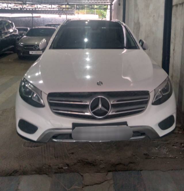 https://images10.gaadi.com/usedcar_image/4618186/original/c07858c5ce47bfcb1034d9585607e6cf.jpg?imwidth=6400