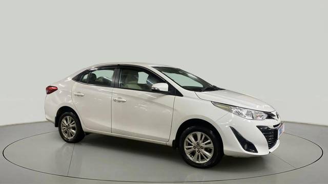 https://images10.gaadi.com/usedcar_image/4618190/original/3e9574ffaa5ecdb0f3517b41ad3a7abe.jpg?imwidth=6400
