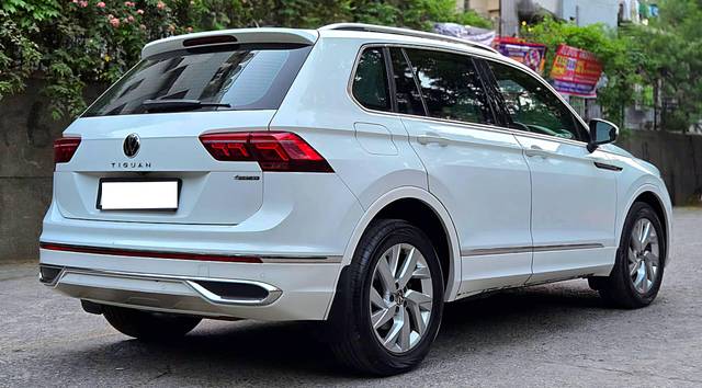 https://images10.gaadi.com/usedcar_image/4618232/original/processed_f1c724019551822248250515c7322847.jpg?imwidth=6402