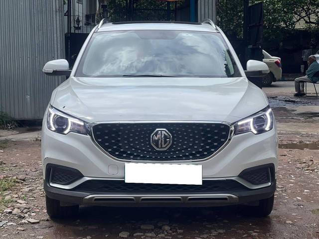 https://images10.gaadi.com/usedcar_image/4618237/original/processed_00a837c244685d717c88d69fb5452ecc.jpg?imwidth=6402