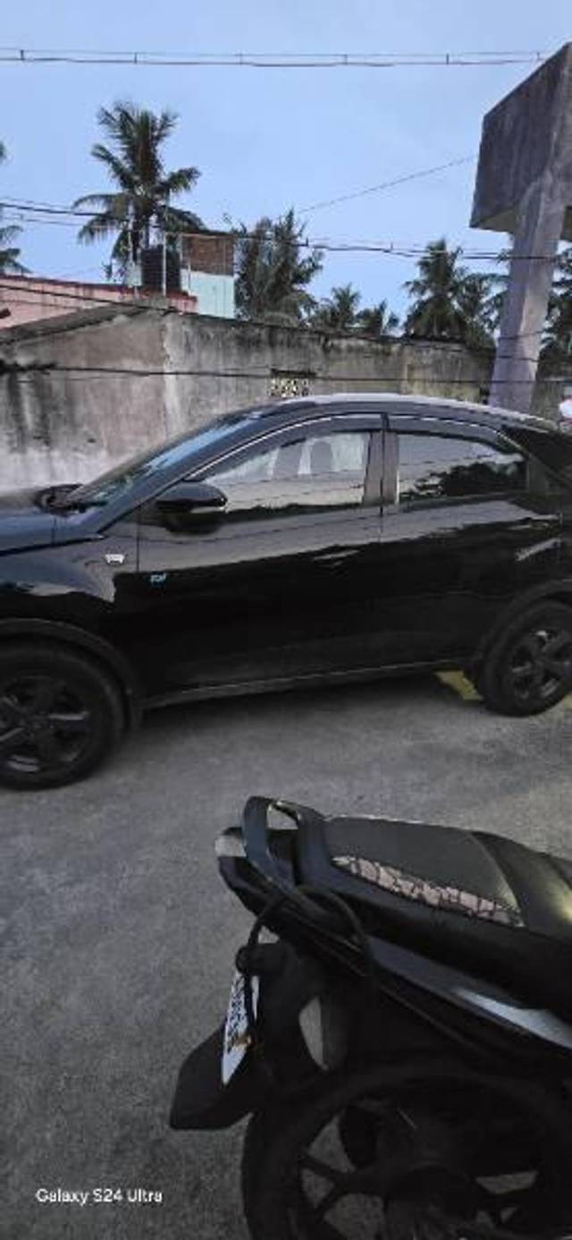 https://images10.gaadi.com/usedcar_image/4618240/original/processed_b3b7bbb3-cd21-41a4-b5da-735512115a30.jpg?imwidth=6402