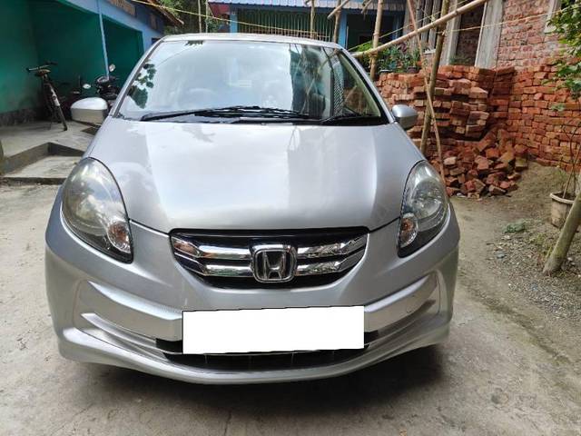 https://images10.gaadi.com/usedcar_image/4618242/original/processed_52a5bcd9-19ed-4381-b489-b12761c548d7.jpg?imwidth=6400
