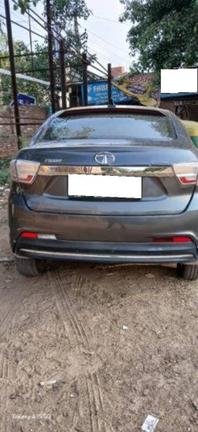 https://images10.gaadi.com/usedcar_image/4618308/original/processed_63c71106-4b2b-4d0f-87f7-8ddf9df54de8.jpg?imwidth=6402