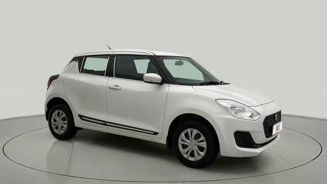 https://images10.gaadi.com/usedcar_image/4618326/original/1294fcea8206c18bf4926e939a02dbf0.jpg?imwidth=6400