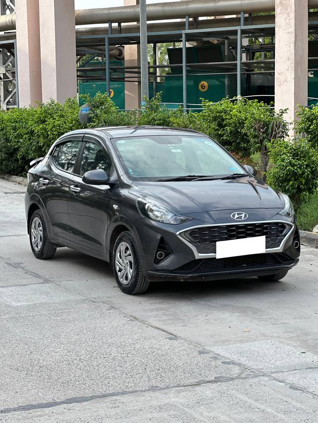 https://images10.gaadi.com/usedcar_image/4618359/original/processed_0c875e092a2131160b10386d2720d5de.jpg?imwidth=6400