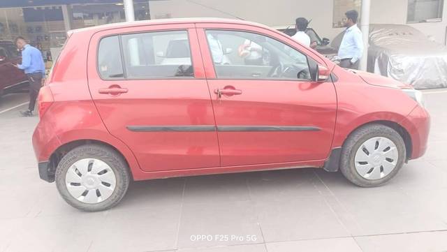 https://images10.gaadi.com/usedcar_image/4618371/original/processed_a942f5a19d69c57651e8e226c908f222.jpg?imwidth=6401