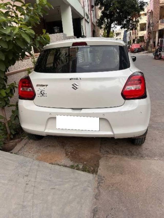 https://images10.gaadi.com/usedcar_image/4618372/original/processed_9c723d53-20db-4a64-a7f0-dfe843df69c4.jpeg?imwidth=6401