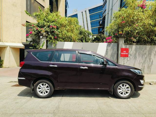 https://images10.gaadi.com/usedcar_image/4618373/original/processed_b2883241030550214b70ce95f2bd15e7.jpeg?imwidth=6401