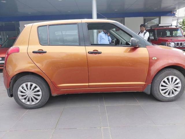 https://images10.gaadi.com/usedcar_image/4618375/original/processed_75d130cd2a358144b3411a5285aef590.jpg?imwidth=6401