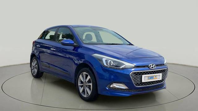 https://images10.gaadi.com/usedcar_image/4618378/original/2835fe24f3037f4647c451aa071275df.jpg?imwidth=6400