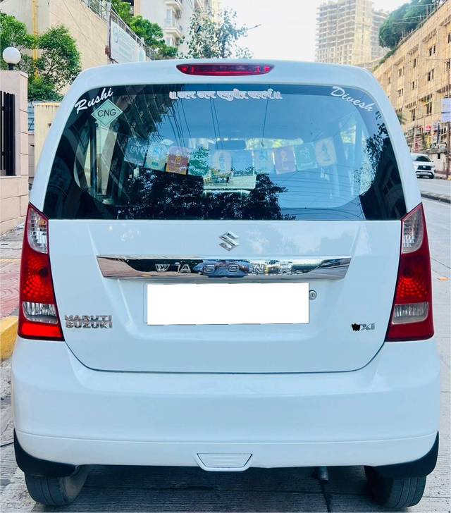 https://images10.gaadi.com/usedcar_image/4618384/original/processed_5e95981863d0baee7a498530b5e8117d.jpg?imwidth=6402