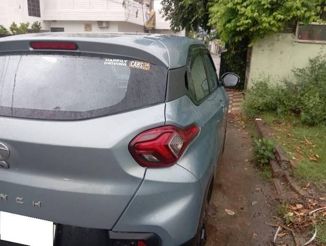 https://images10.gaadi.com/usedcar_image/4618448/original/processed_4fa2f07e-70e4-447e-bd7e-886b42227419.jpg?imwidth=6402