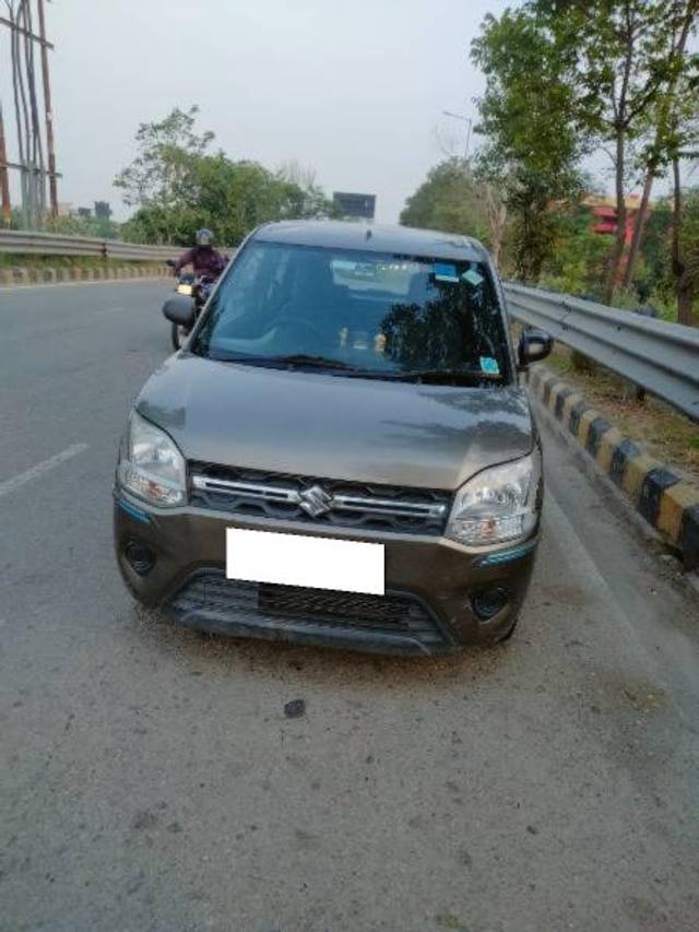 https://images10.gaadi.com/usedcar_image/4618465/original/processed_040cdebd-d721-48a7-9c25-06bfefadab4c.jpg?imwidth=6400