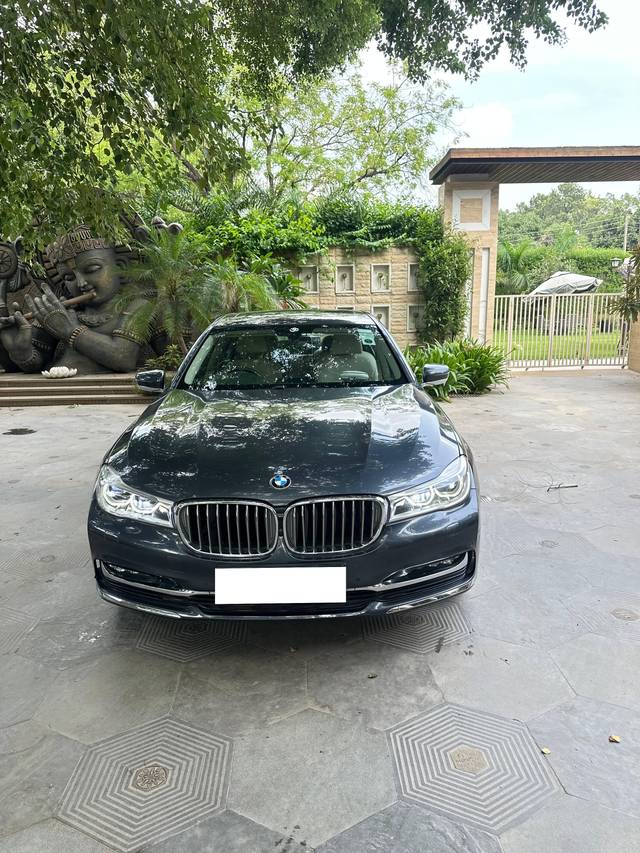 https://images10.gaadi.com/usedcar_image/4618481/original/processed_bf1f98b0-218d-46dc-8d53-9241a38d4e5c.jpg?imwidth=6400