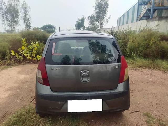 https://images10.gaadi.com/usedcar_image/4618527/original/processed_5561cbe4-f343-4905-978a-fac83a90429c.jpg?imwidth=6400