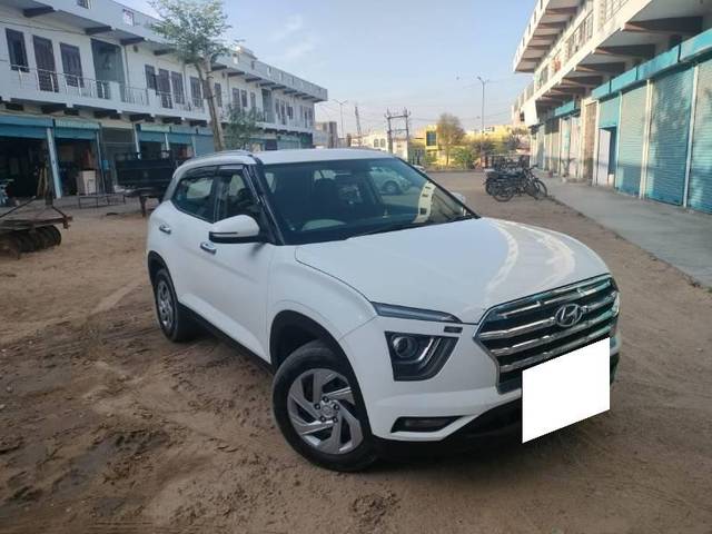 https://images10.gaadi.com/usedcar_image/4618543/original/processed_3ca3e3d3-b72c-499d-a97b-fa5ffa85c649.jpg?imwidth=6400