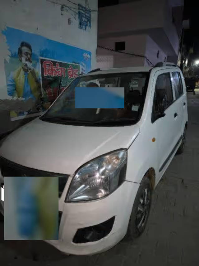 https://images10.gaadi.com/usedcar_image/4618561/original/4f882599-6e1f-49e5-b658-9e8119fb97b7.png?imwidth=6400
