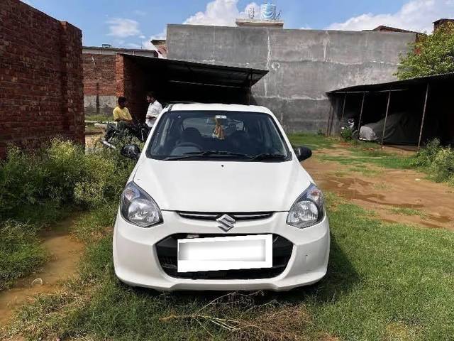 https://images10.gaadi.com/usedcar_image/4618622/original/processed_a06f3770-cd9f-4ded-9ac7-bbfac59db1f7.jpg?imwidth=6400
