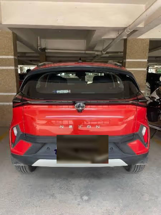 https://images10.gaadi.com/usedcar_image/4618623/original/244904c8-1234-4bdf-ab6f-23a186c81516.png?imwidth=6401