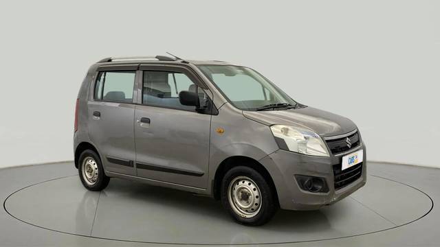 https://images10.gaadi.com/usedcar_image/4618633/original/e655b4f779e545b62f85fa3b6570c846.jpg?imwidth=6400