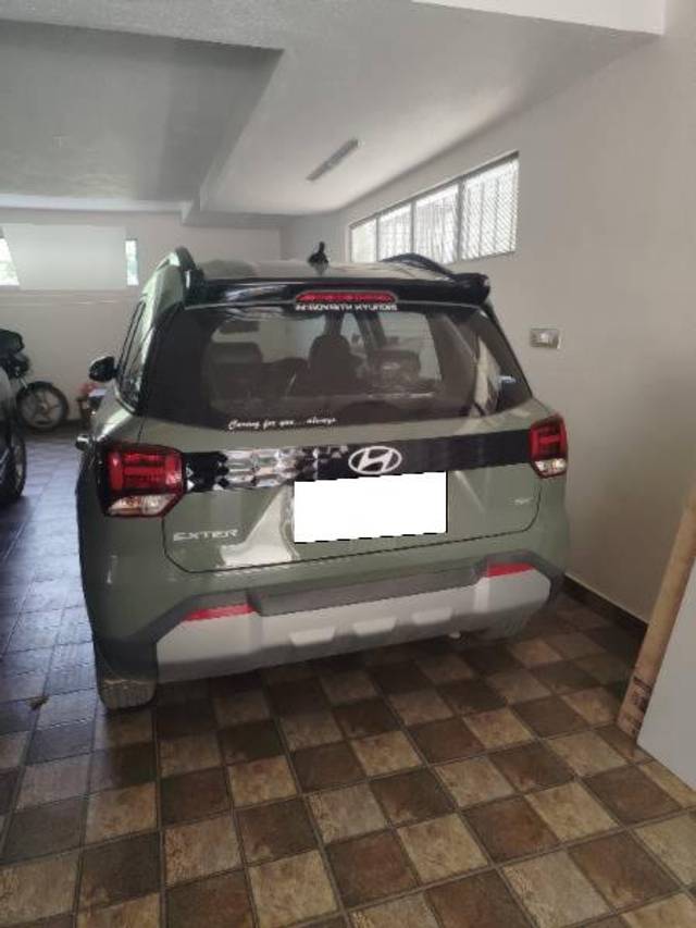 https://images10.gaadi.com/usedcar_image/4618636/original/processed_5b369e3a-315d-44a7-aeec-74c762a204e8.jpeg?imwidth=6401