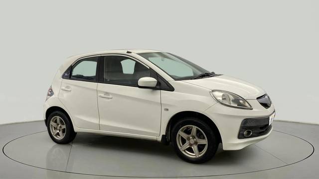 https://images10.gaadi.com/usedcar_image/4618637/original/4f1d2158a80172aac5ddcb16a9b424bc.jpg?imwidth=6400