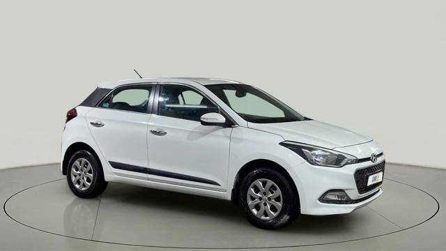 https://images10.gaadi.com/usedcar_image/4618640/original/12564ab85975942b187e02d1ecabb0e3.jpg?imwidth=6400