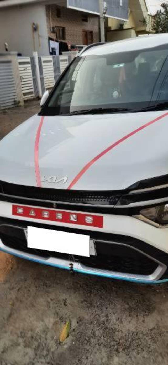 https://images10.gaadi.com/usedcar_image/4618717/original/processed_c141cd6b-a397-491f-85de-2ad40e7bf8bf.jpg?imwidth=6402