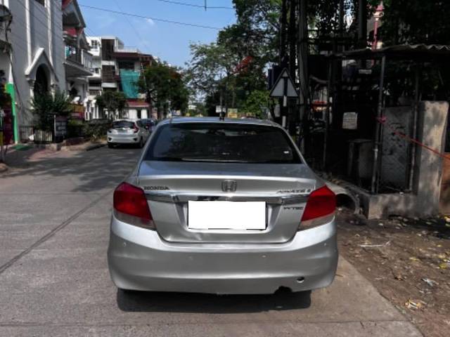 https://images10.gaadi.com/usedcar_image/4618755/original/processed_ec5d8348-ead7-4e61-91f2-73622e256916.jpeg?imwidth=6401