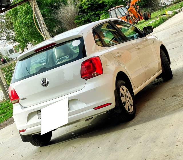 https://images10.gaadi.com/usedcar_image/4618807/original/processed_219048b2aae00b40d23d8a89bdc7e745.jpg?imwidth=6400