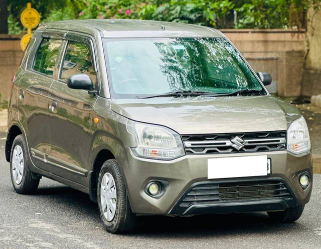 https://images10.gaadi.com/usedcar_image/4618855/original/processed_32189eeb39d92d90cf78c7b149907cef.jpg?imwidth=6400