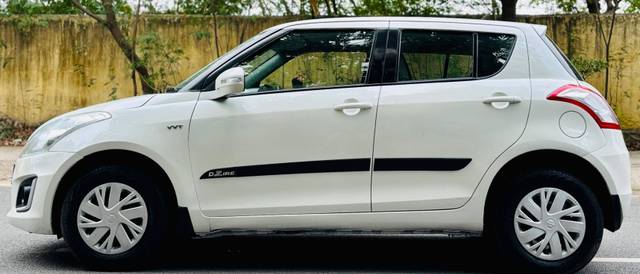 https://images10.gaadi.com/usedcar_image/4618856/original/processed_656930fe2d1611e769fbe04604662a71.jpg?imwidth=6402