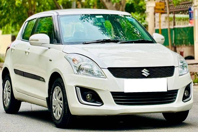 https://images10.gaadi.com/usedcar_image/4618856/original/processed_9762fd98115f5ca34a0e0ede244b0a18.jpg?imwidth=6400