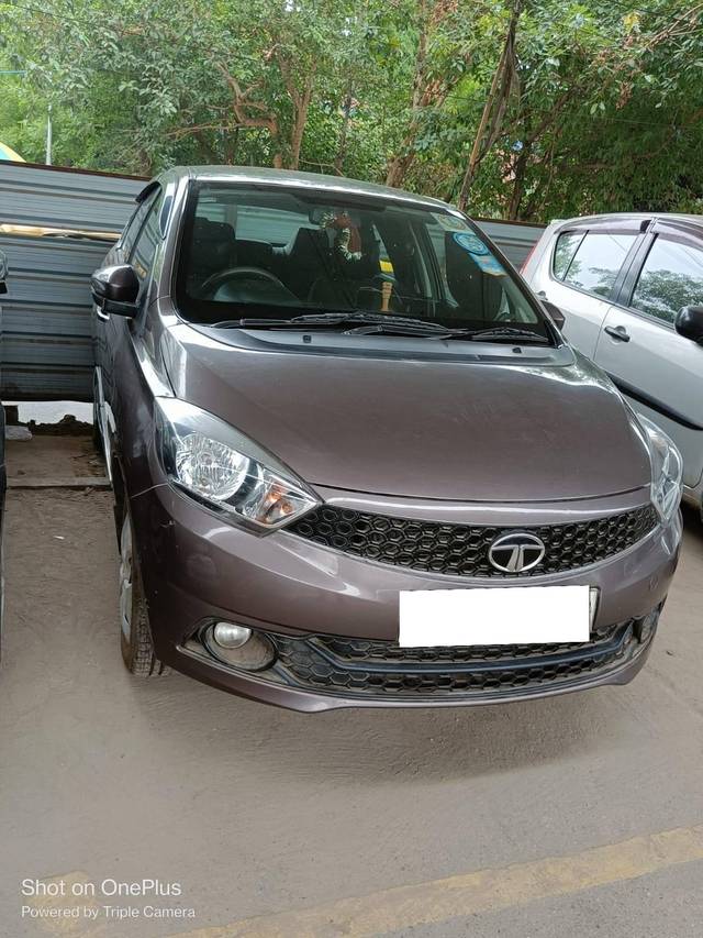 https://images10.gaadi.com/usedcar_image/4618878/original/processed_e5b8c286-4e4b-4d6f-847e-c201dbf2f474.jpg?imwidth=6400