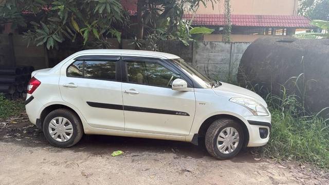 https://images10.gaadi.com/usedcar_image/4618909/original/processed_995595a7-71a9-4088-8041-d58a6fbf6163.jpeg?imwidth=6401