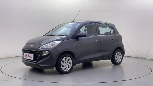 https://images10.gaadi.com/usedcar_image/4618962/original/f96cbec6858712f4c0d2a3740a060846.JPG?imwidth=6400