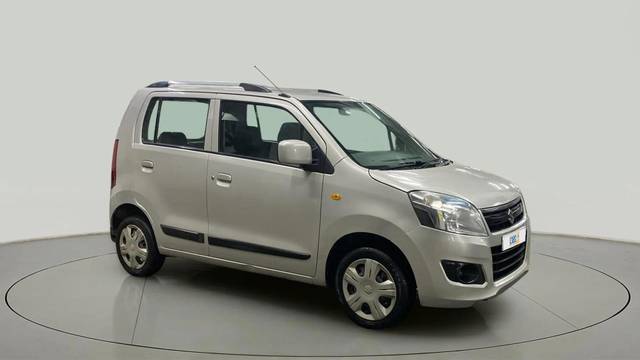 https://images10.gaadi.com/usedcar_image/4618968/original/528d6d5ac6f66eb9844a9afb9764efa2.jpg?imwidth=6400