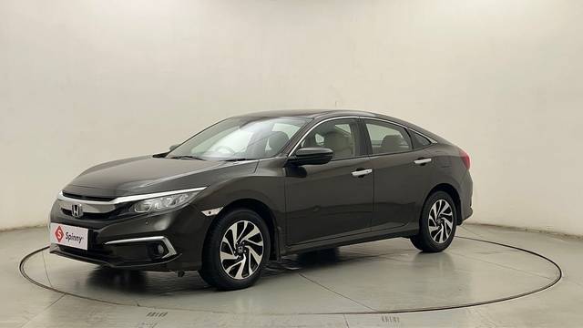https://images10.gaadi.com/usedcar_image/4618973/original/98d3b9b1e4ed1a1ae541a5e58f9bcba3.JPG?imwidth=6400